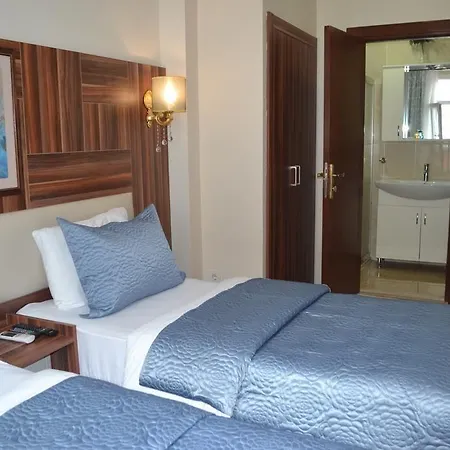 Mosq At Fatih Otel